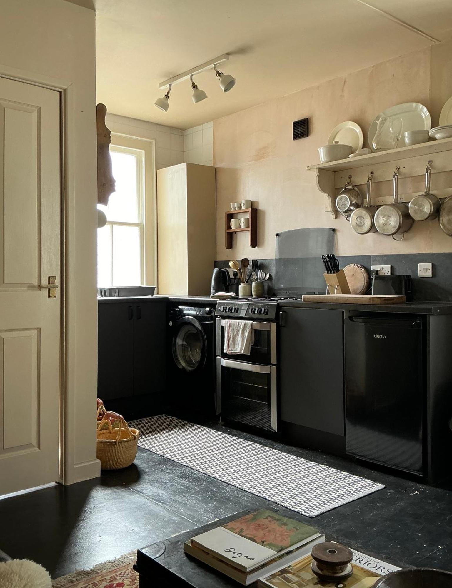Bohemian 1 Bed Flat In * Penzance